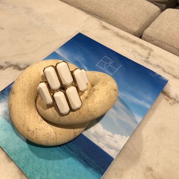 CC SKYE Cuff - Picture 9 of 15